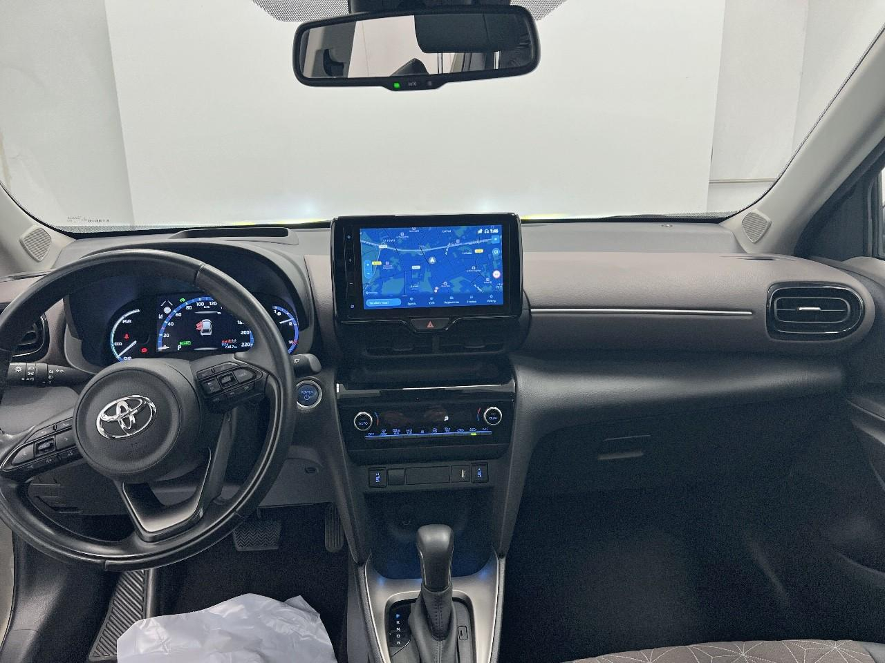 Toyota Yaris cross hybride 116h 2wd design — photo 8