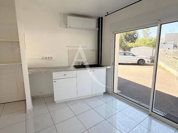 Local commercial 33 m²