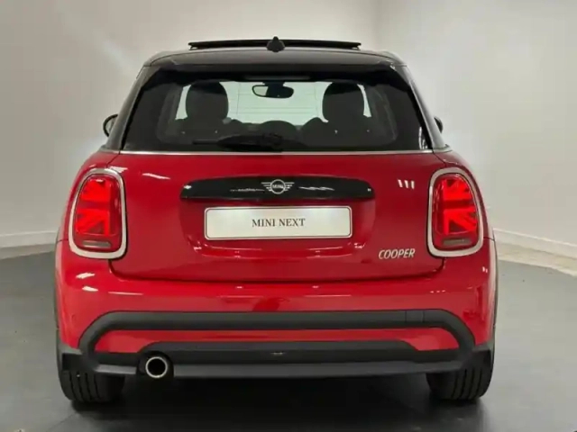 Mini Mini 5 portes cooper 136ch edition premium plus bva7 — photo 4