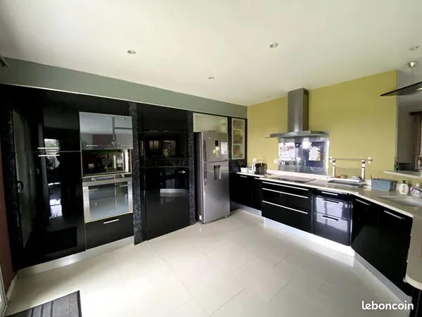 Maison 6 pièces 172 m²