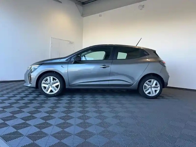Renault Clio blue dci 100 ch gsr2 — photo 2