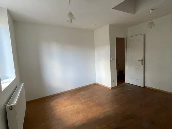 Appartement T3 indépendant avec cours