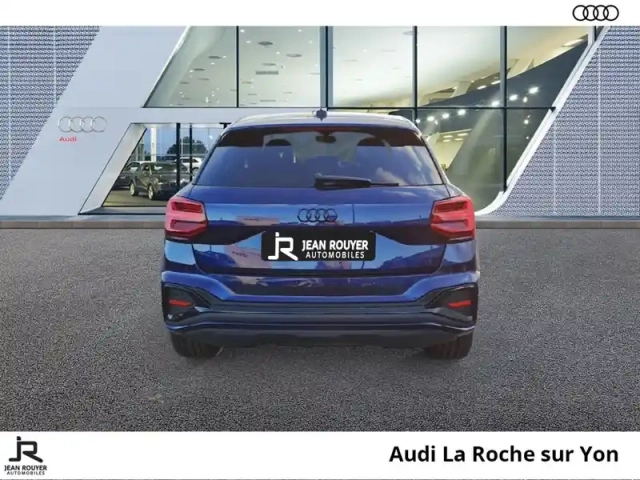 Audi Q2 35 tfsi 150 s tronic 7 — photo 3