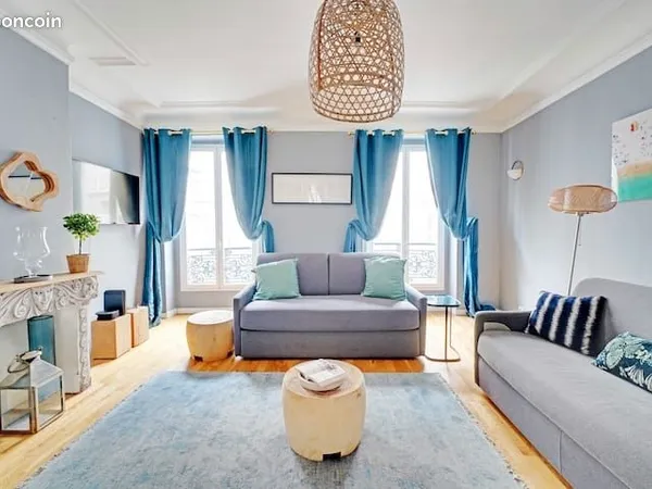 Bel appartement meublé très proche des Champs Elysées