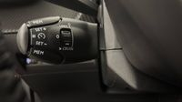 Peugeot 2008 1.2 PureTech 100ch S&S Allure — photo 25