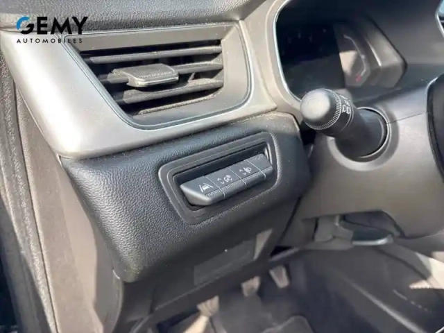 Renault Captur tce 90 — photo 13
