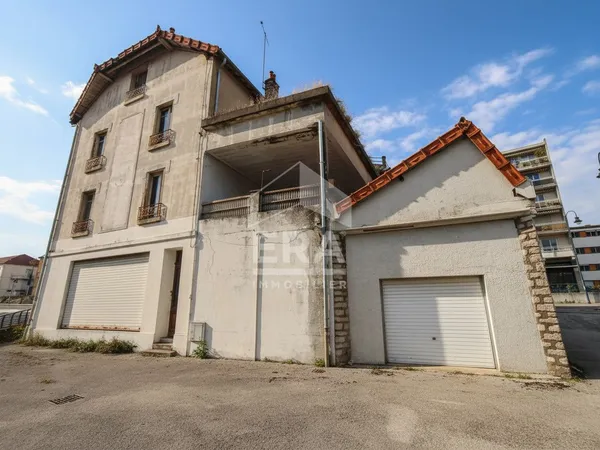 Immeuble 12 pièces 700 m²