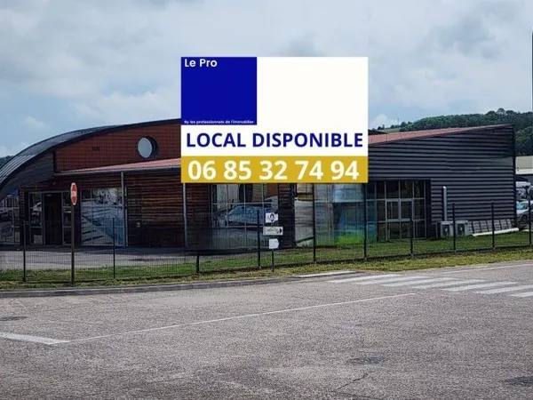 Local commercial 190 m²