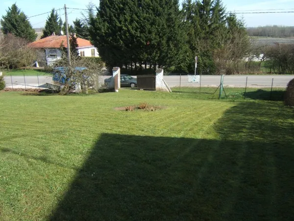 Terrain 2297 m²