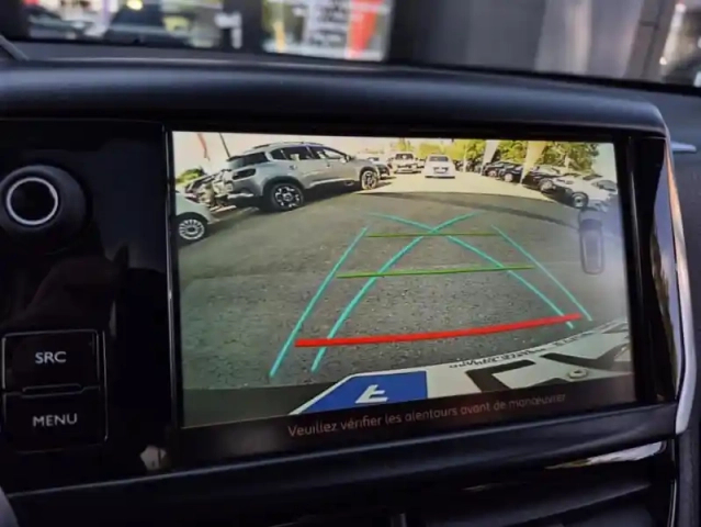 Peugeot 2008 1.2 puretech 110 s&amp;s crossway — photo 8