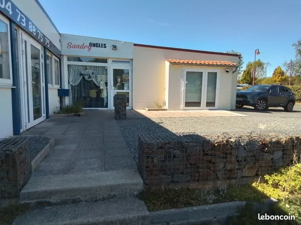 A louer local commercial
