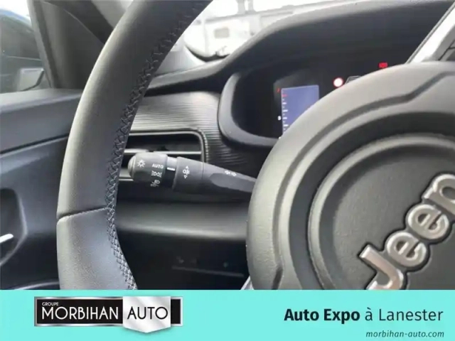 Jeep Avenger 1.2 turbo t3 100 ch — photo 17