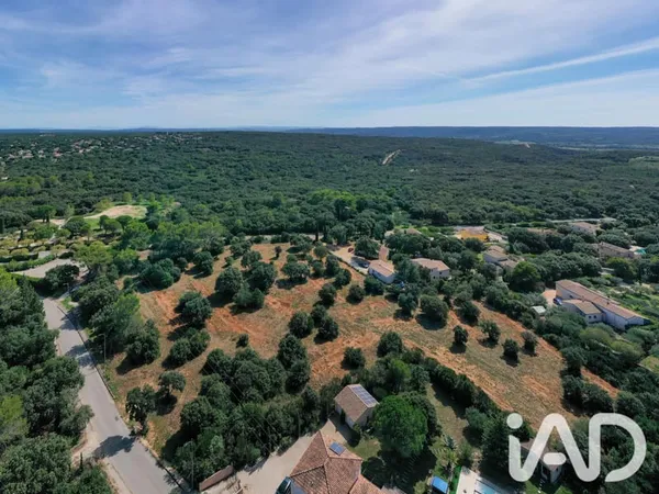 Terrain 500 m²