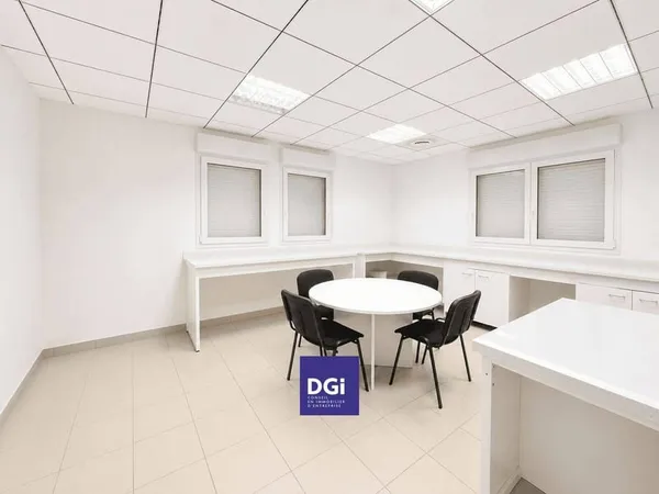 Bureau 78 m²