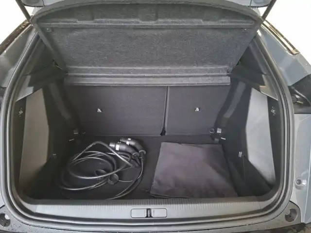 Peugeot 2008 electrique 54 kwh 156 ch — photo 9