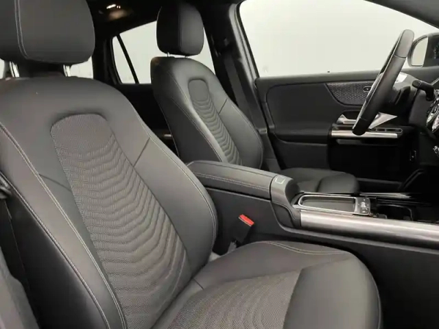 Mercedes Gla 200 d 8g-dct — photo 28
