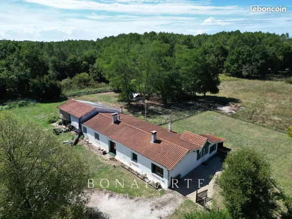 Propriété 7 pièces 182 m²
