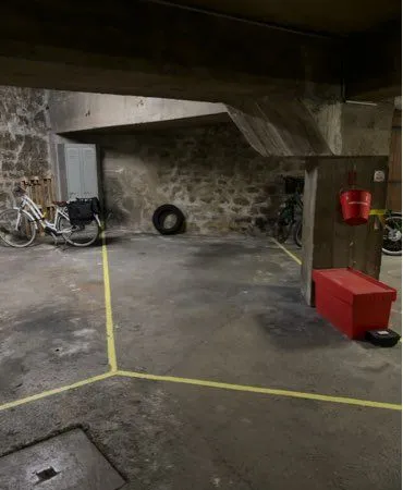 Place de parking Paul Douler/ Eugene Manuel