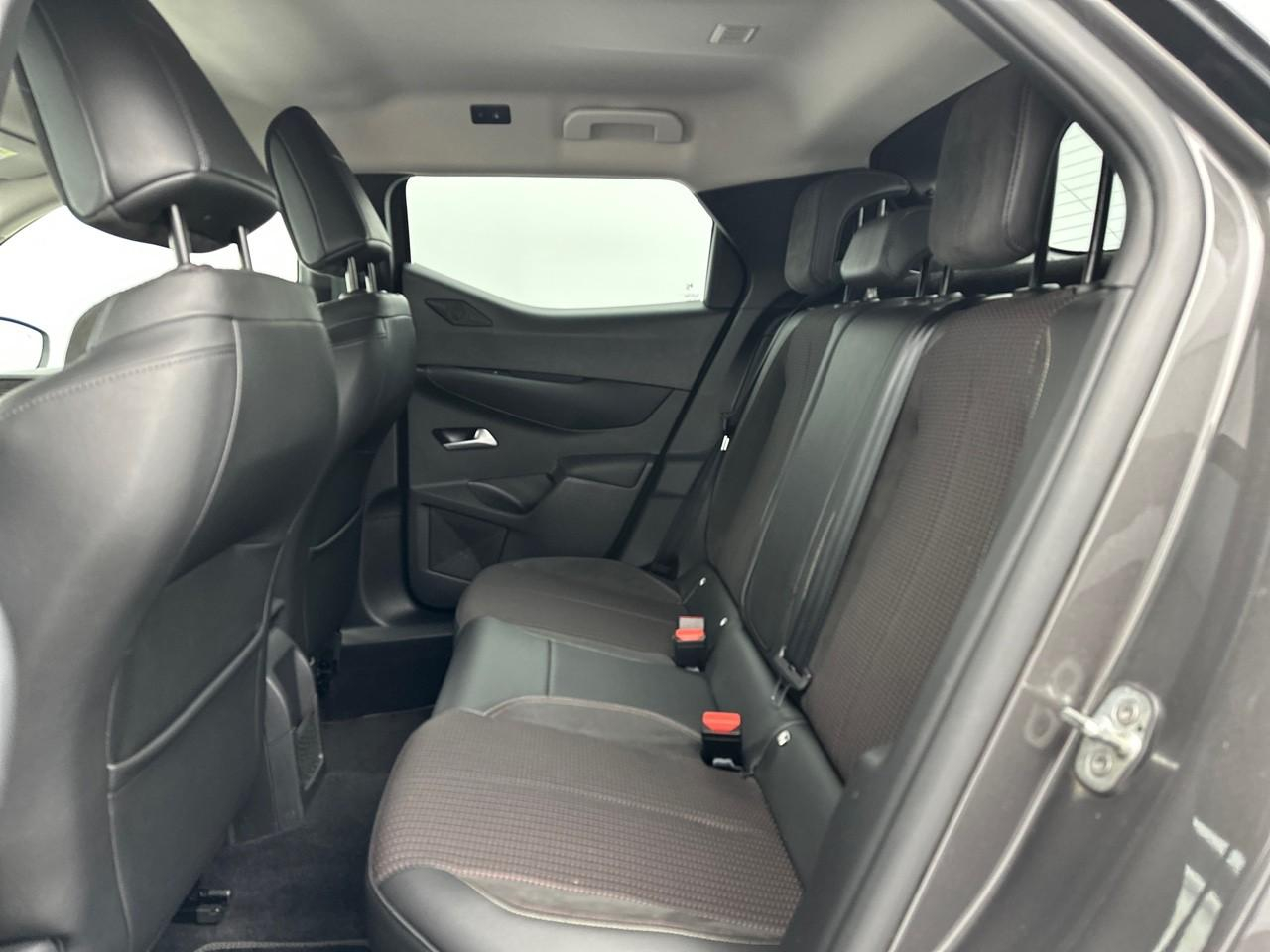 Ds Ds 3 crossback puretech 130 eat8 performance line+ — photo 12