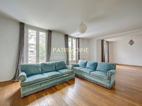 Maison 7 pièces 197 m2