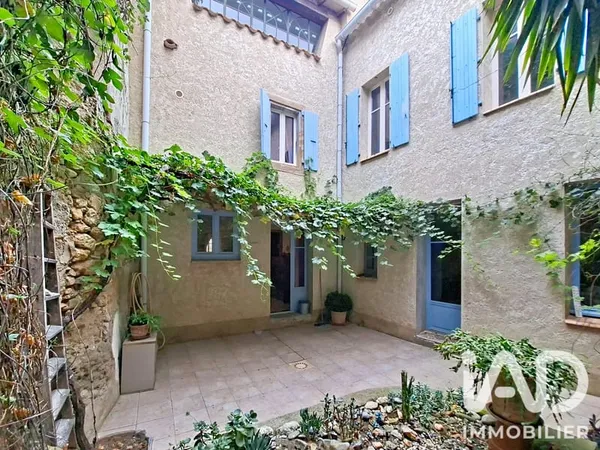 Maison 8 pièces 213 m²