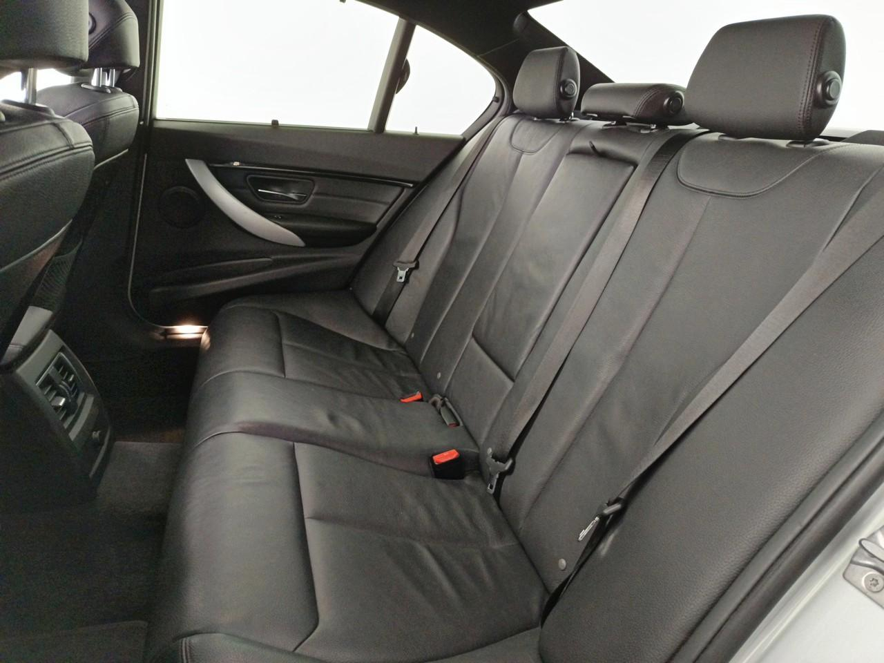 Bmw Serie 3 20d xdrive 190 ch bva8 m sport — photo 10