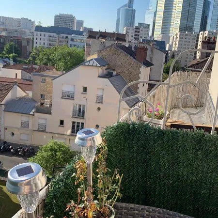 Studio meublé avec balcon