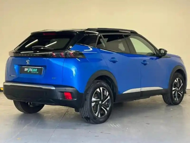 Peugeot 2008 e- 136ch gt — photo 18