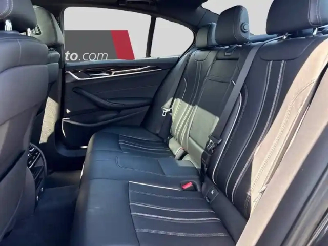 Bmw Serie 5 520d xdrive 190 ch bva8 — photo 14