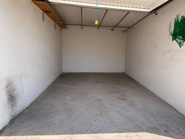 Parking 15 m²