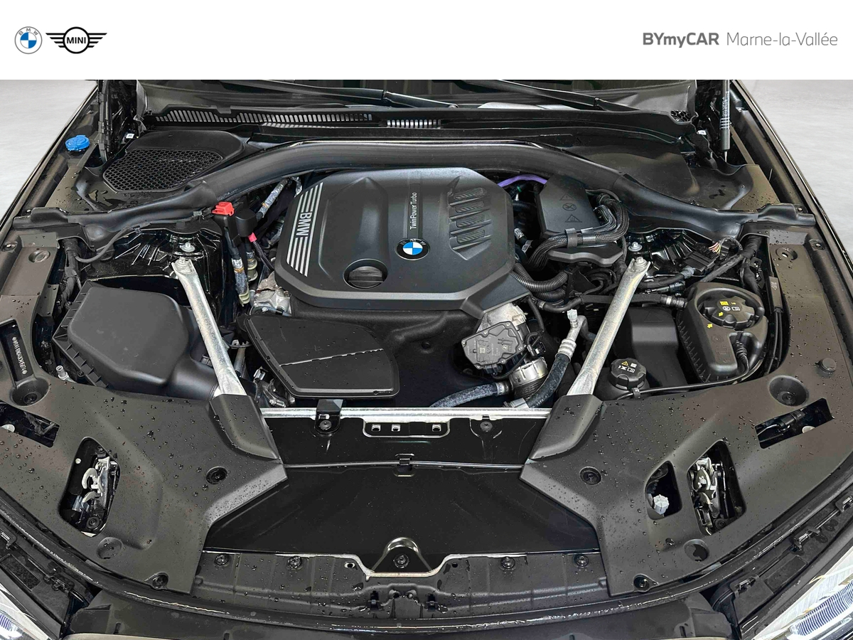 BMW Touring 520d TwinPower Turbo xDrive 190 ch BVA8 — photo 17