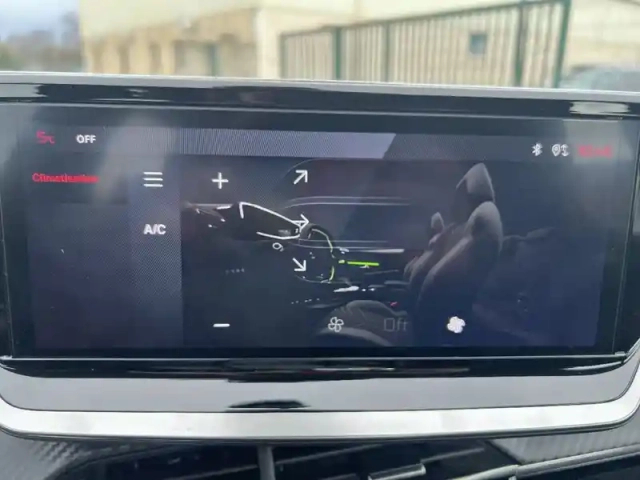 Peugeot 208 puretech 100 s&amp;s bvm6 — photo 13