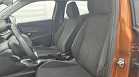 Peugeot 2008 1.2 PureTech 100ch S&S Active — photo 9