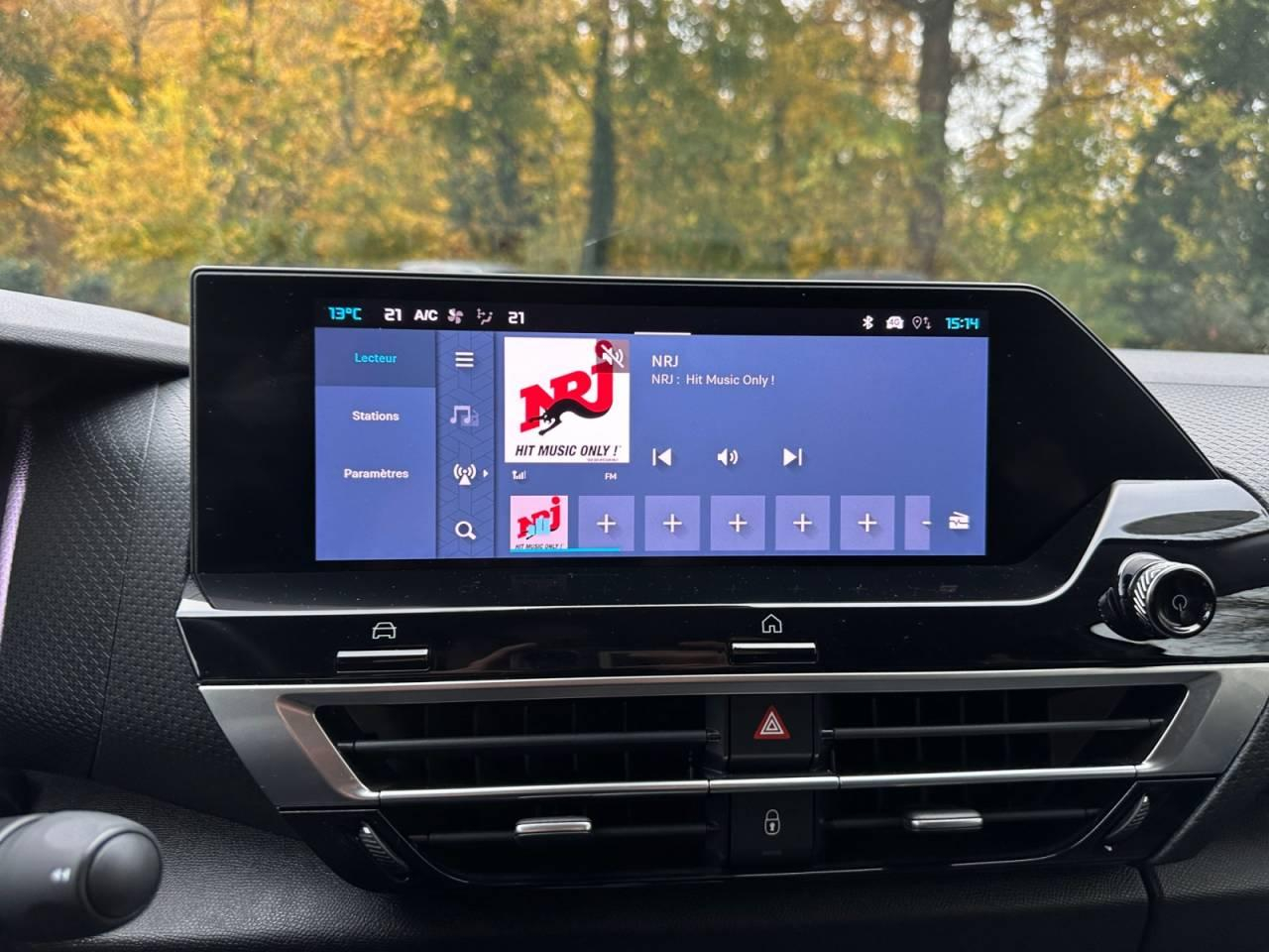 Citroën C4 puretech 130 eat8 max — photo 23