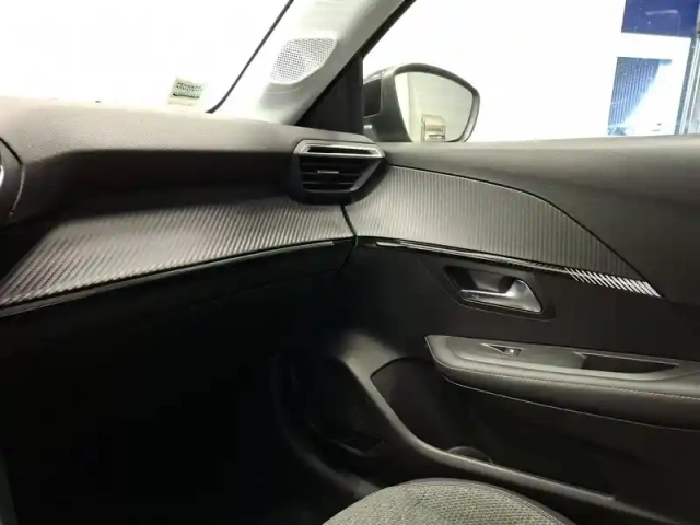 Peugeot 208 puretech 100 s&amp;s bvm6 — photo 29