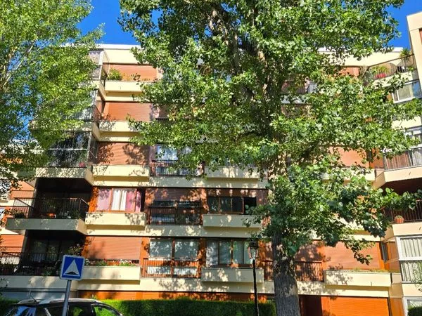 LE CHESNAIS ROCQUENCOURT - STUDIO 19m2 - RÈNOVÈ - PISCINE - TENNIS - GARDIEN