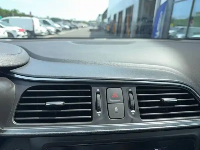Renault Kadjar tce 140 fap edc — photo 12