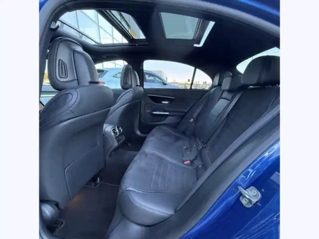 Mercedes Classe C 200 d berline amg lin — photo 42