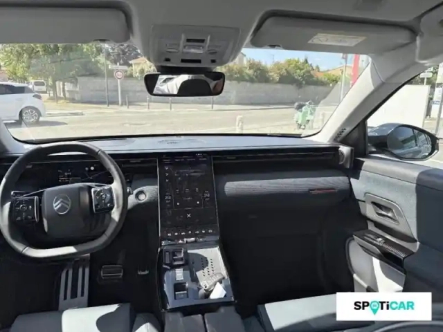 Citroën C5 Aircross electrique 210ch 78kwh autonomie confort max — photo 8
