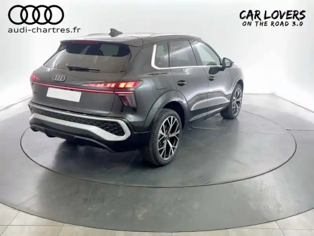 Audi Q3 e-hybrid 272 ch s tronic 6 — photo 6