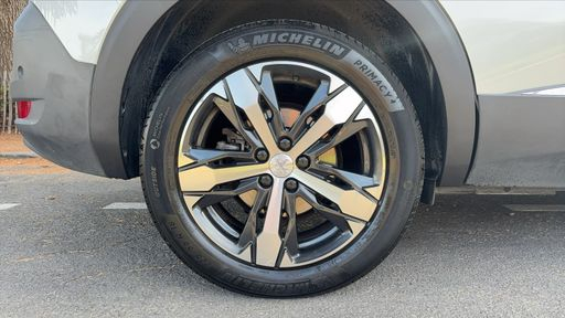 Peugeot 5008 1.5 BlueHDi 130 EAT8 - Allure – 2020 – 120169 km – Diesel – Boîte Automatique — photo 26