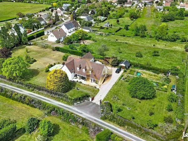 Maison 12 pièces 307 m²