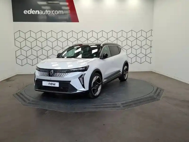 Renault Scenic e-tech electrique 220 ch grande autonomie
