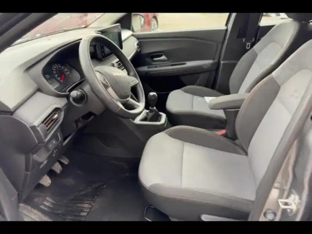Dacia Sandero 1.0 eco-g 100ch stepway extreme -24 — photo 10