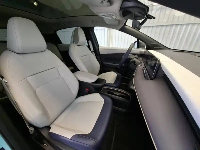 Nissan Leaf electrique 75kwh 217 ch — photo 9