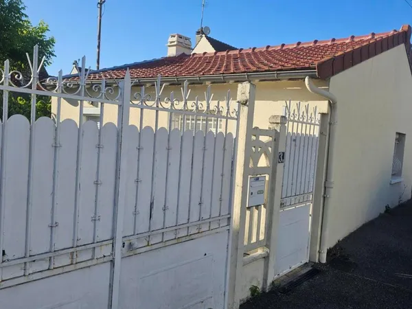 Vends pavillon - 36 m² - 2 pièces, 1 chambre - Cormeilles-en-Parisis 95240