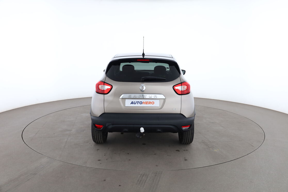 Renault Captur 1.5 dCi Energy Intens Eco2 — photo 4