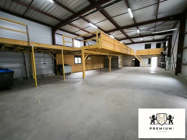 Immobilier Professionnel à louer Le Thillay