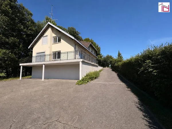 Maison de luxe 8 pièces 203 m²