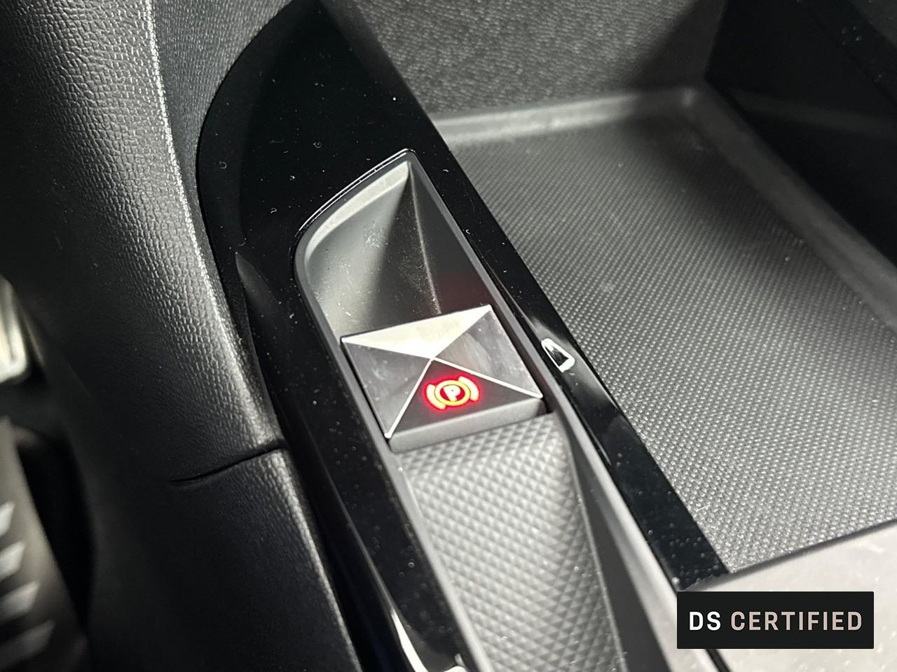 Ds Ds 3 crossback e-tense performance line+ — photo 31